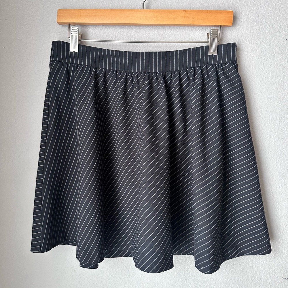 Victoria's Secret White Stripe A-Line Fit & Flare Skater Black Skirt Size 4